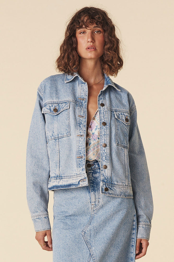 Eve Denim Jacket 🛍️